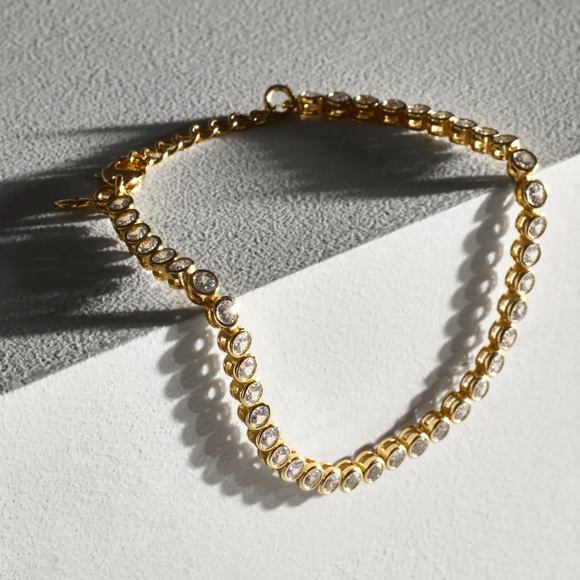 Madewell The Tennis Collection Bezel Set Crystal Bracelet - Picture 2 of 7